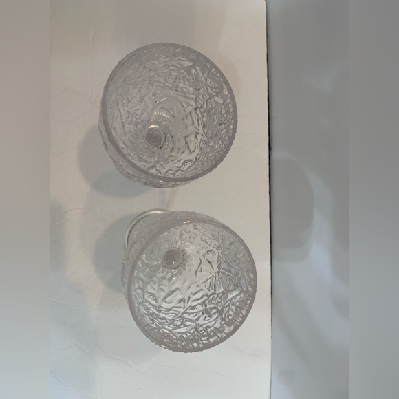 Vintage Lucite “Cracked Ice” Wine Glasses Set of 2 - Picture 2 of 7